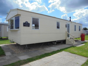 Kingfisher : Horizon II:- 8 Berth, Close to site entrance